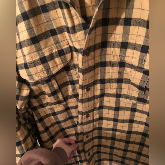 Filson Cotton Plaid Flannel Button Up Shirt in Camel and Black - Size XXL - Picture 3 of 9